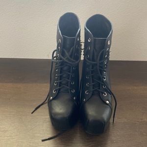 Jeffrey Campbell spiked Lita